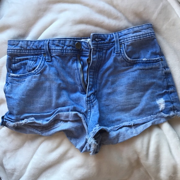 Jean Shorts - Picture 2 of 2